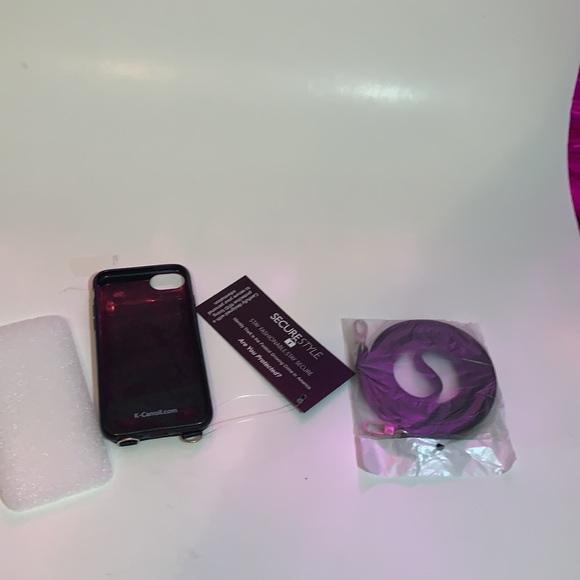 K. Carroll Black Cell Case iPhone 6/6S/7 w/Crossbody Strap - Picture 5 of 12